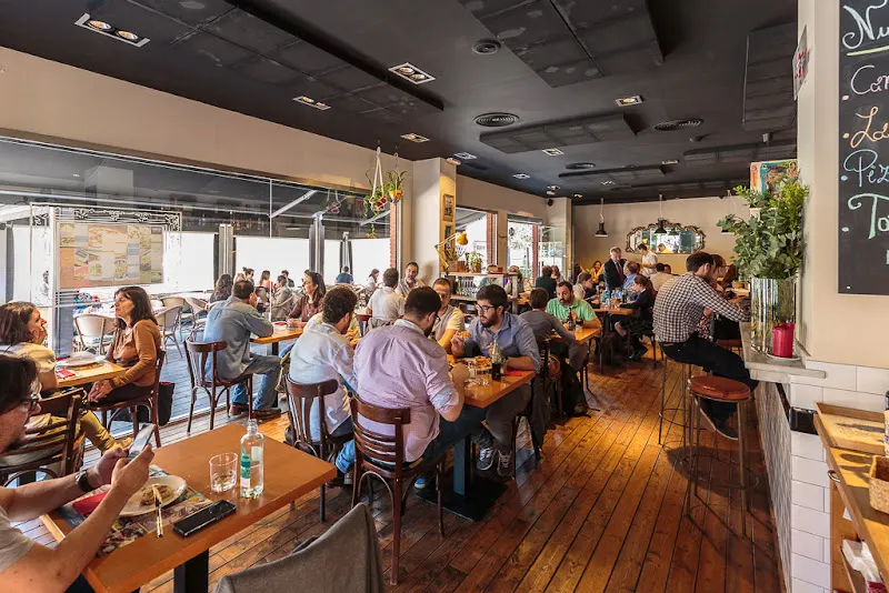 La Piazza Aragón - Restaurante italiano en València - foto 2