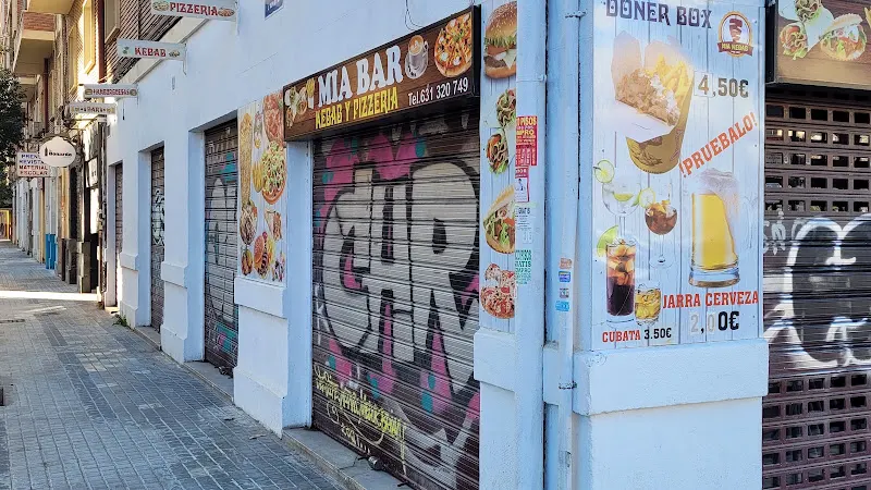Mia Bar Kebab y pizzería - Restaurante en València - foto 2