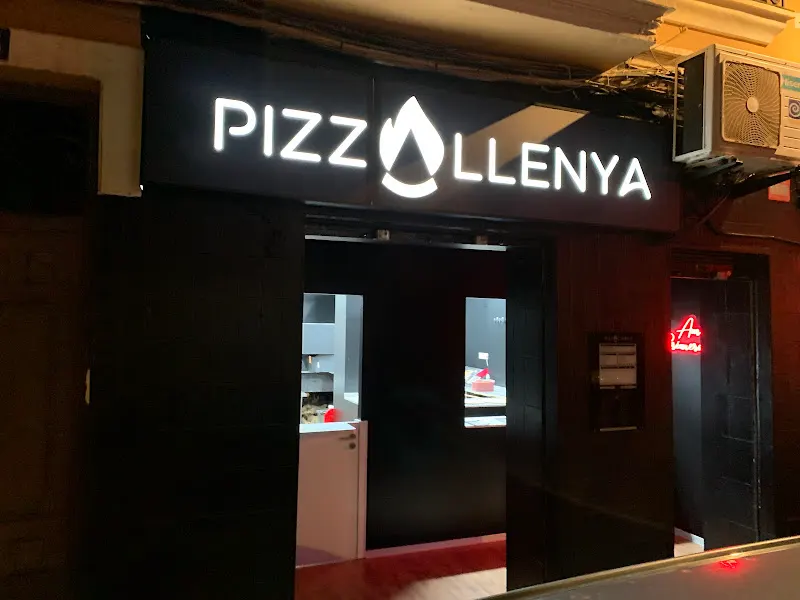 Pizzallenya Benimaclet - Pizzería en València - foto 2