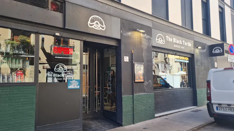 The Black Turtle - El Carmen - Hamburguesería en València - foto 2