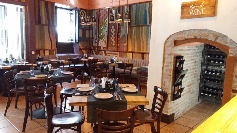 Torero y Vino - Restaurante de cocina española en València - foto 2