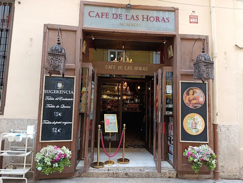 Café de Las Horas - Coctelería en València - foto 3
