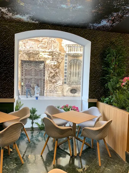 Le Marquis - Restaurante mediterráneo en València - foto 3