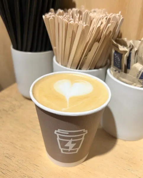 Syra Coffee - Cirilo Amorós