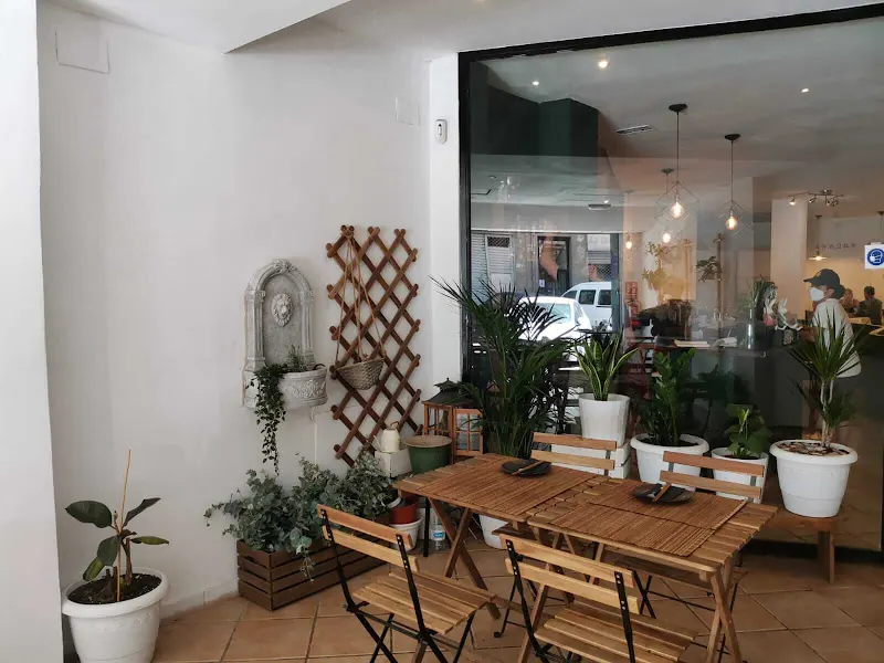 Restaurante YUN NAN 餐厅 雲南 - Restaurante chino en València - foto 2