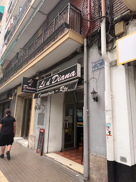 Li d Diana Cervecería Restaurante