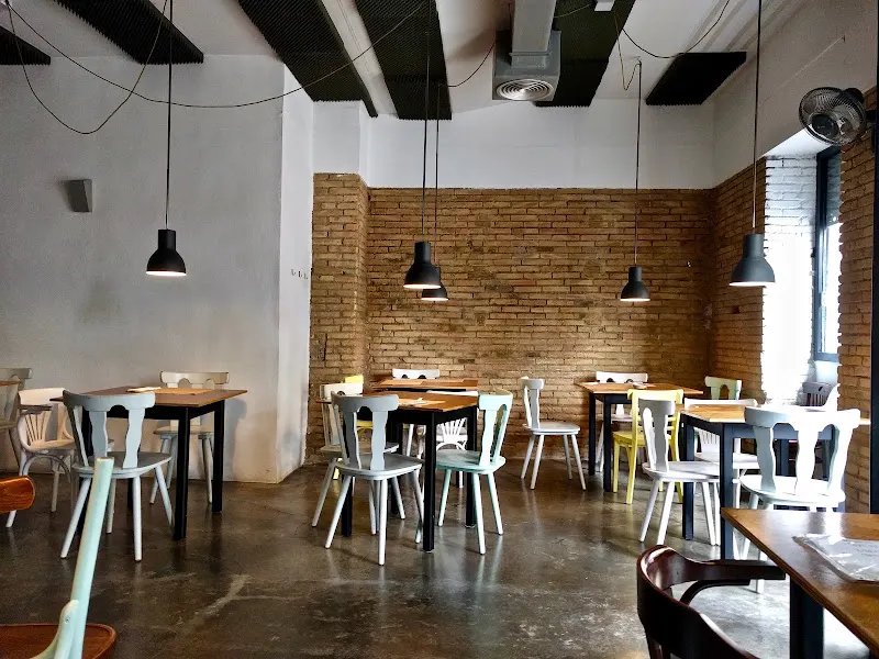 Umami Bistro Bar - Restaurante en València - foto 2