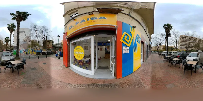Delicias El Paisa - Restaurante colombiano en València - foto 2