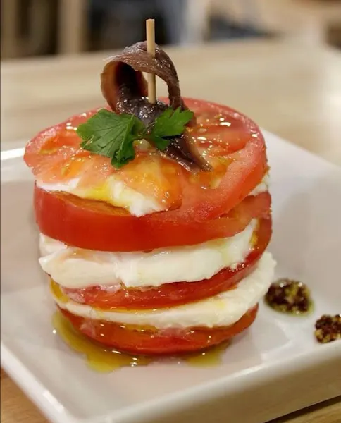 Gusto Gastrobar