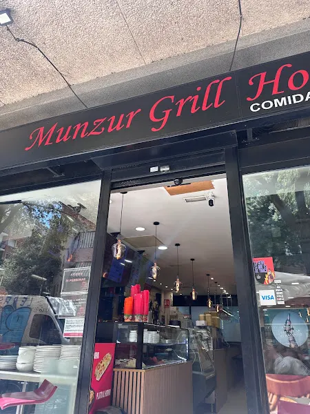 Munzur Grill House - Restaurante turco en València - foto 2