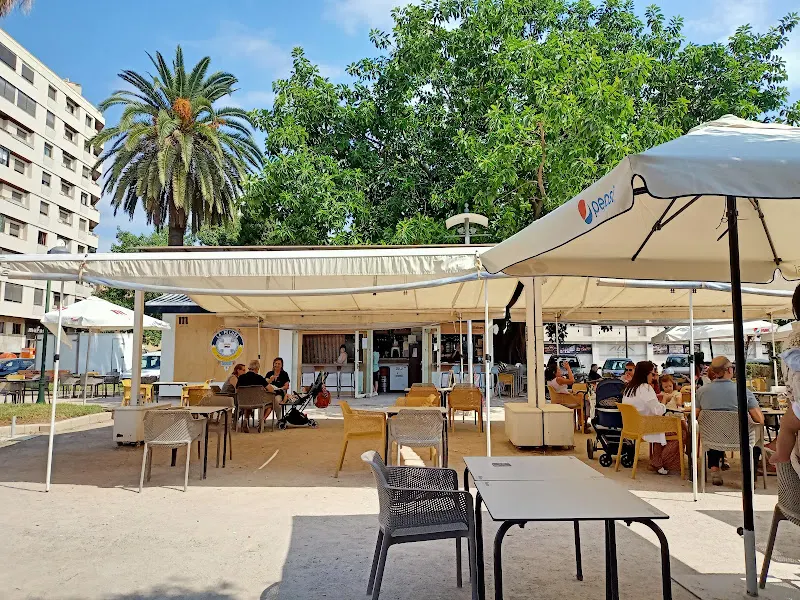 La Peluda - Bar restaurante en València - foto 2