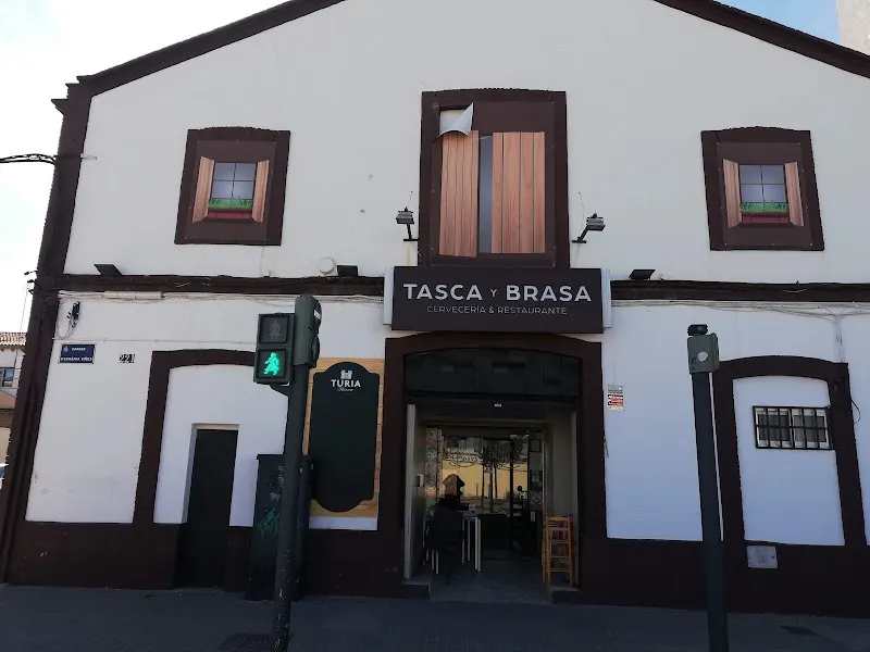 Tasca y Brasa - Bar restaurante en València - foto 2