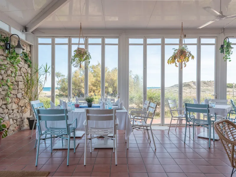 Mikkonos Beach Club - Restaurante mediterráneo en València - foto 3