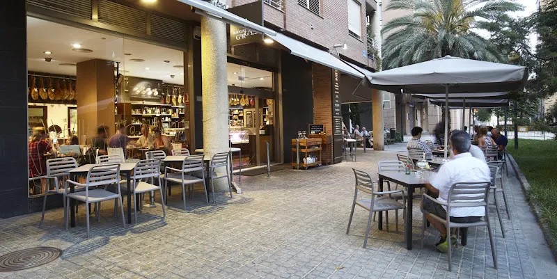 Tapas y Charcutería Bodegas Gargallo - Bar de tapas en València - foto 2