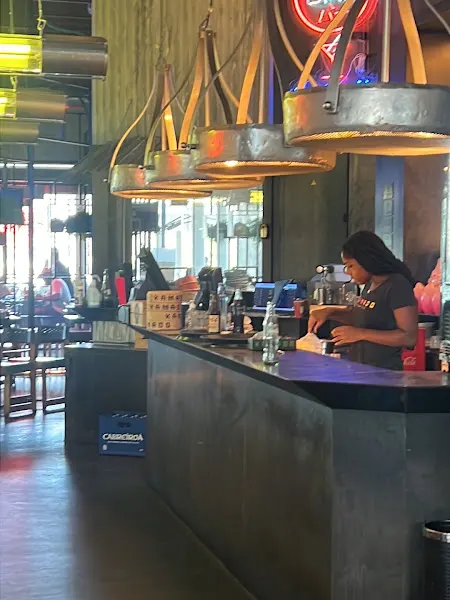 Kamado Asian Food - Restaurante asiático en València - foto 2