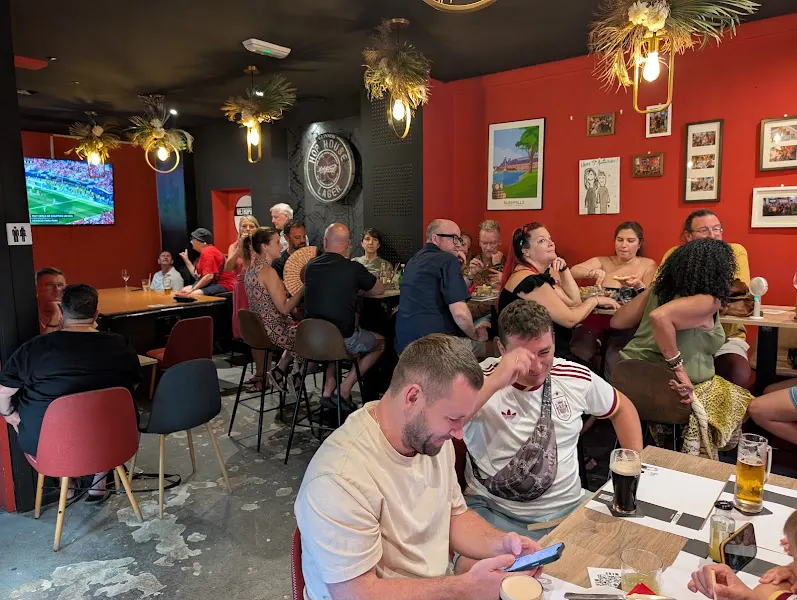 Metropolis Kitchen & Drinks