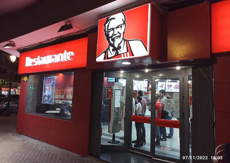 Restaurante KFC - Restaurante especializado en pollo en València - foto 2