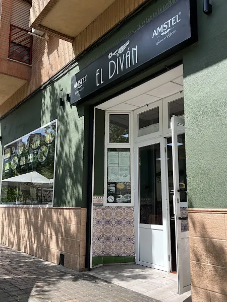 El Diván - Restaurante turco en València - foto 2