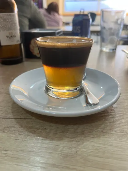 El Cafenet - Bar en Tavernes Blanques - foto 2